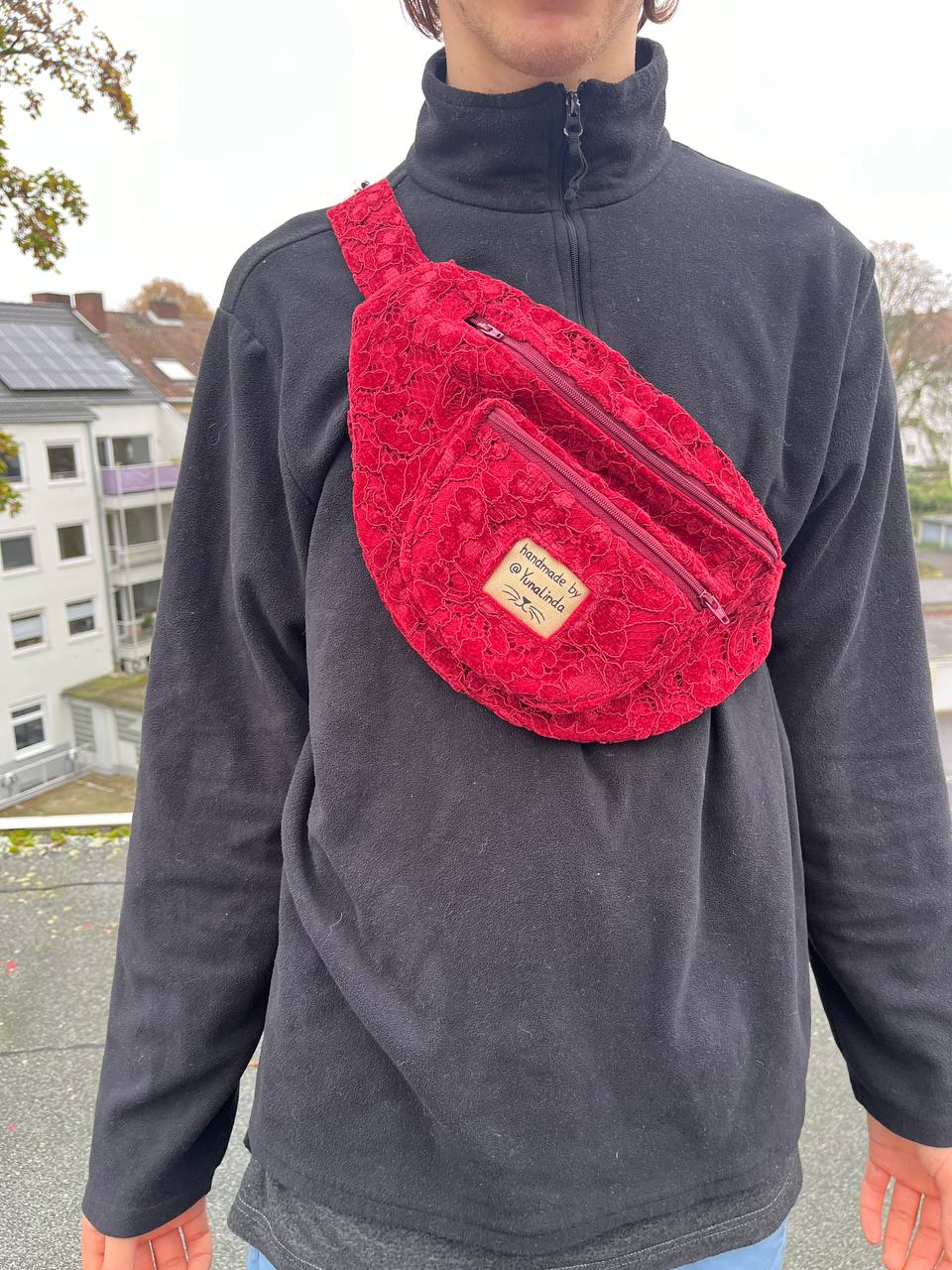Große Bauchtasche Spitze