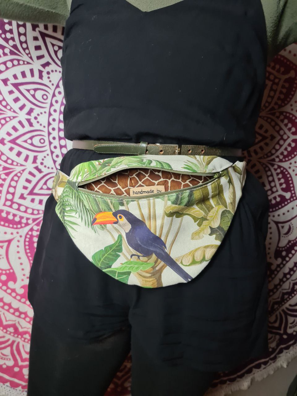 Bauchtasche mit 2 Fächern