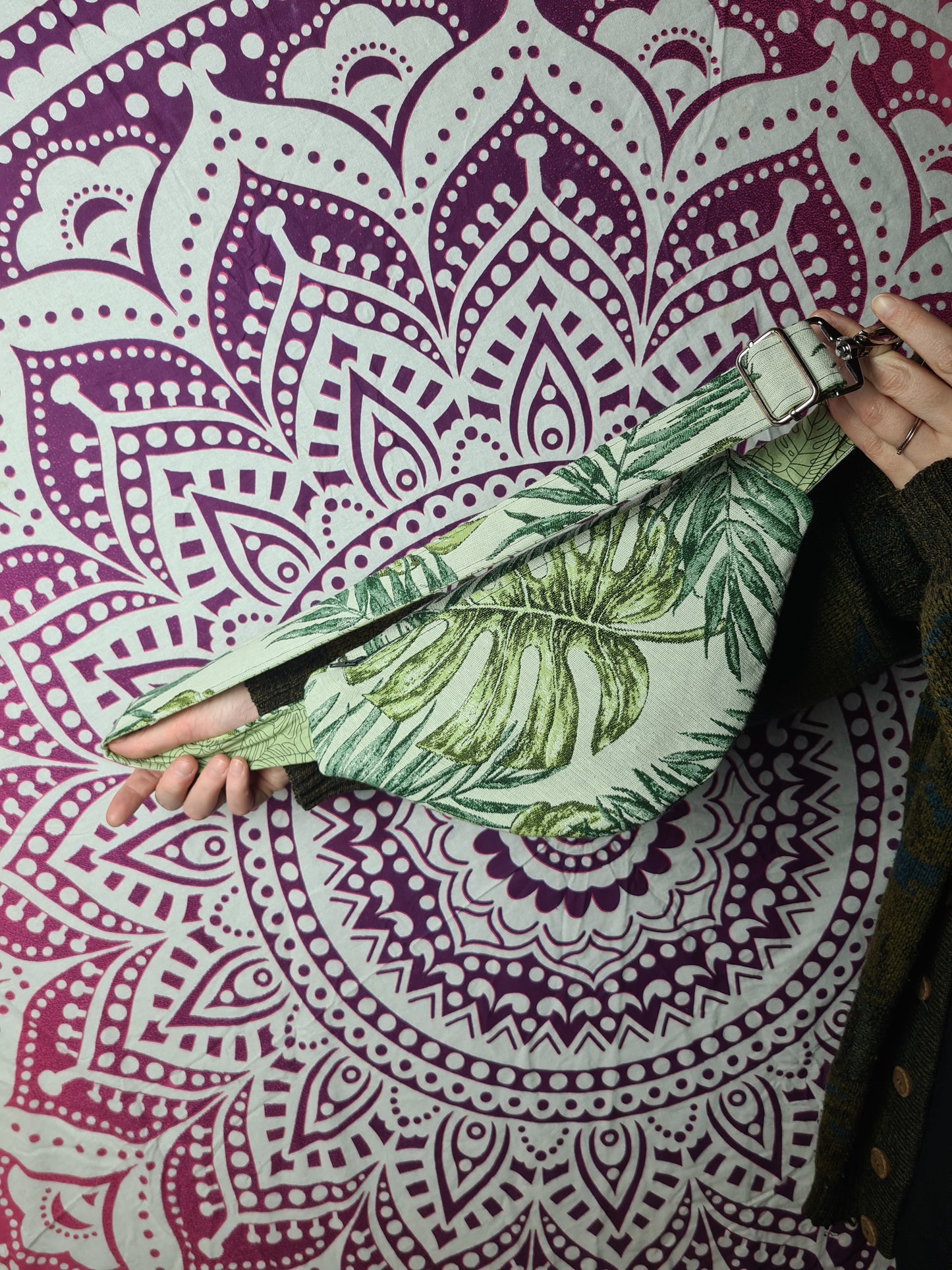 Bauchtasche mit 2 Fächern