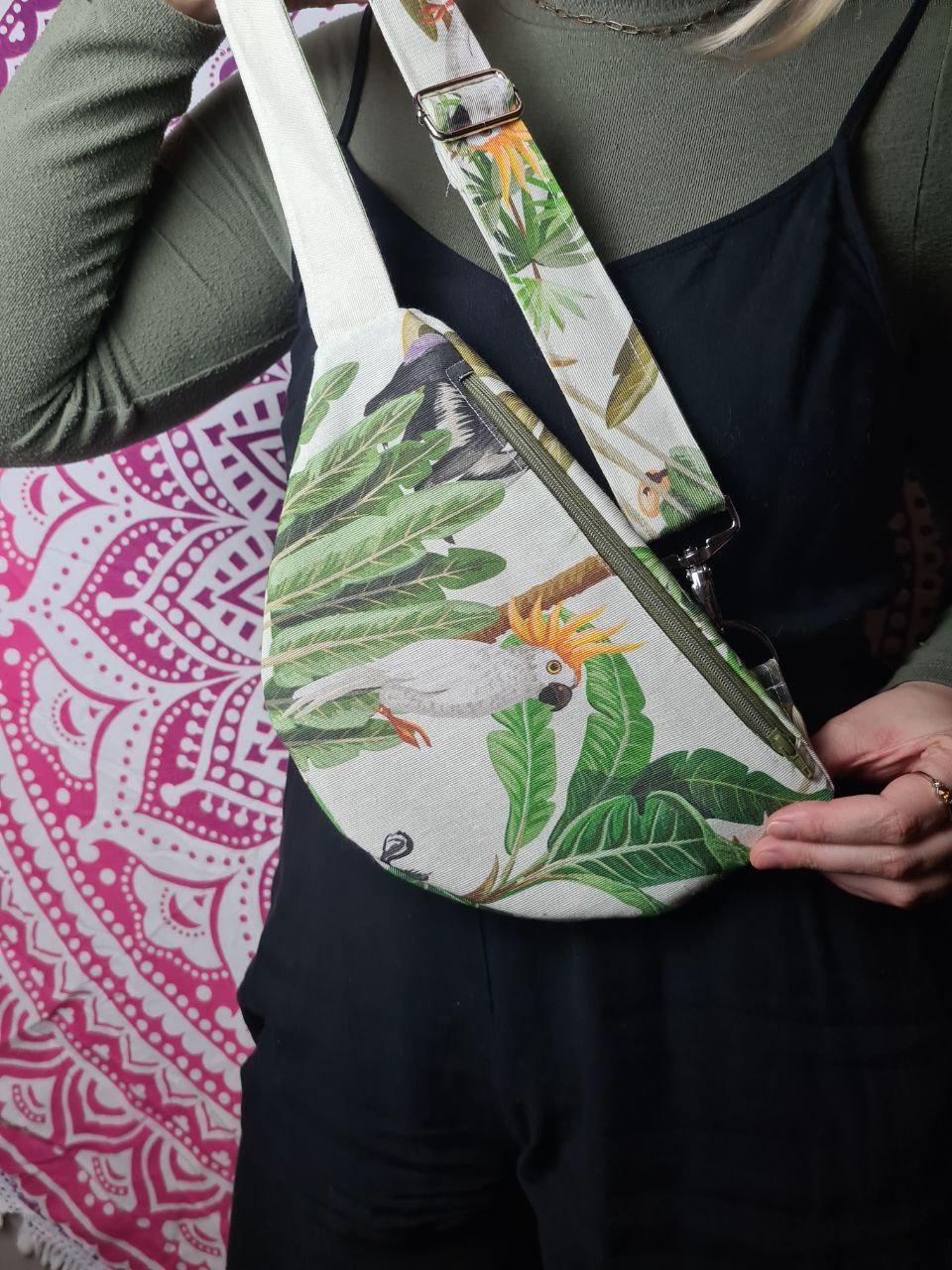 Bauchtasche mit 2 Fächern