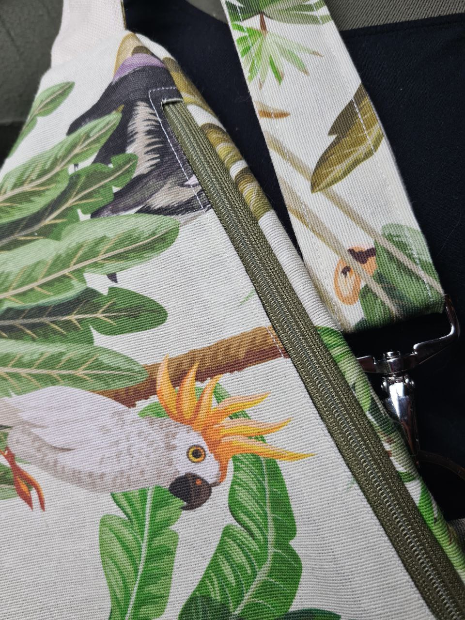 Bauchtasche mit 2 Fächern