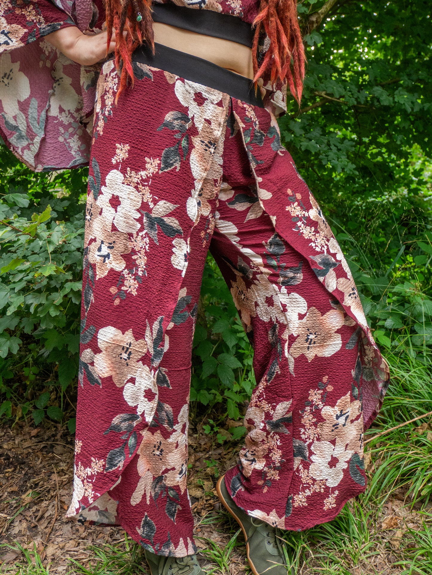 rotes luftiges Set